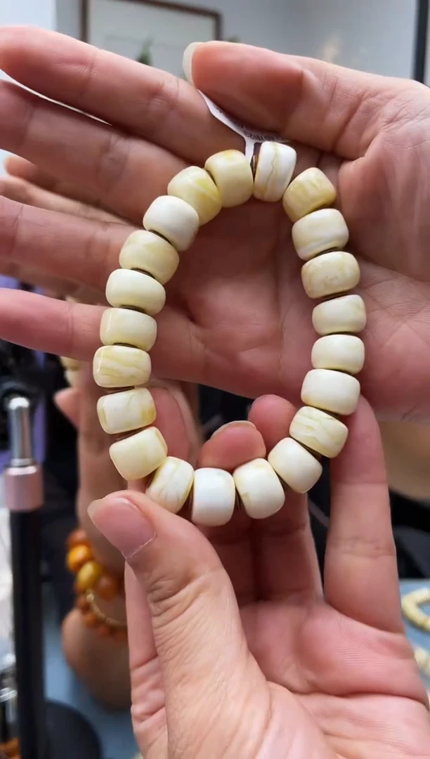 未镶嵌琥珀珠宝奇石023 13