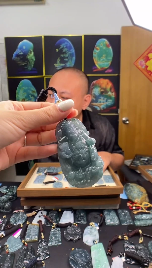 颈饰未镶嵌翡翠多样性发其一