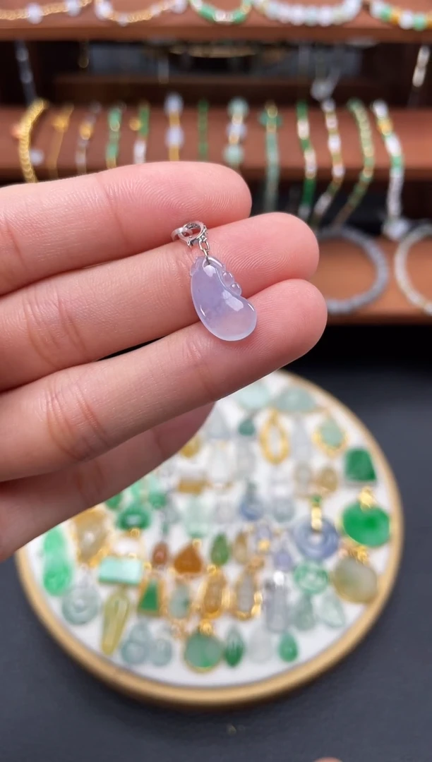 【闪购商品】翡翠吊坠(不含链)18K金镶嵌一个  JK708