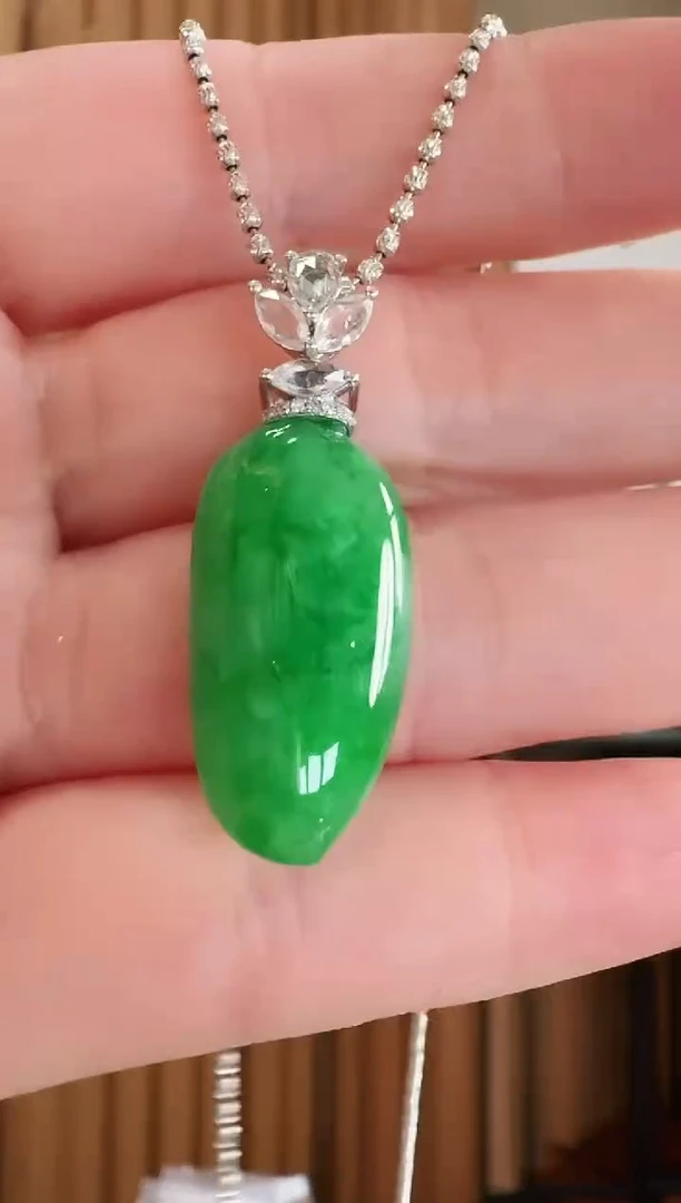 翡翠18K金镶嵌吊坠(不含链)吊坠