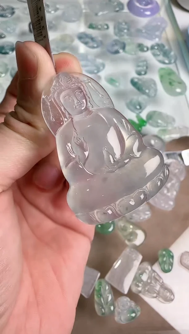【闪购商品】翡翠吊坠(不含链)未镶嵌··