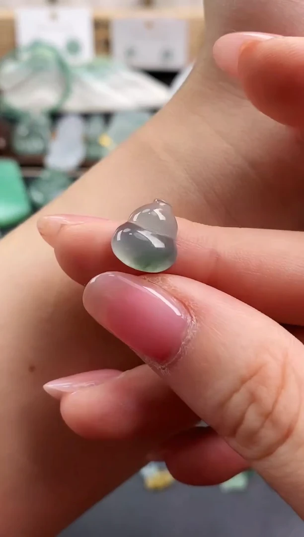 颈饰未镶嵌翡翠葫芦