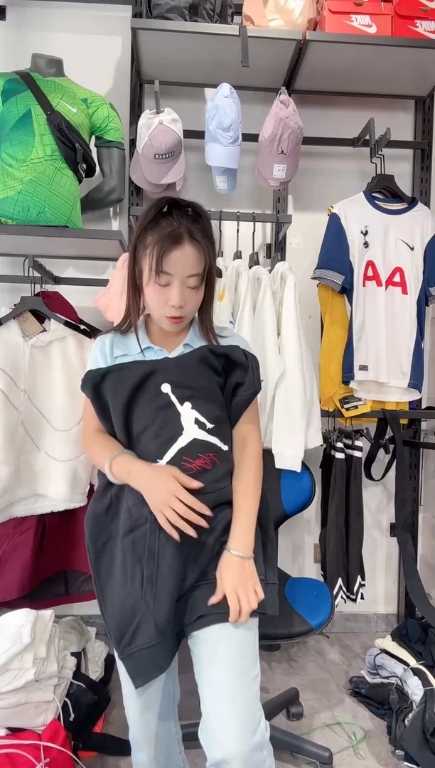 1425 编码 瑕疵款直播间过款为准 尺码