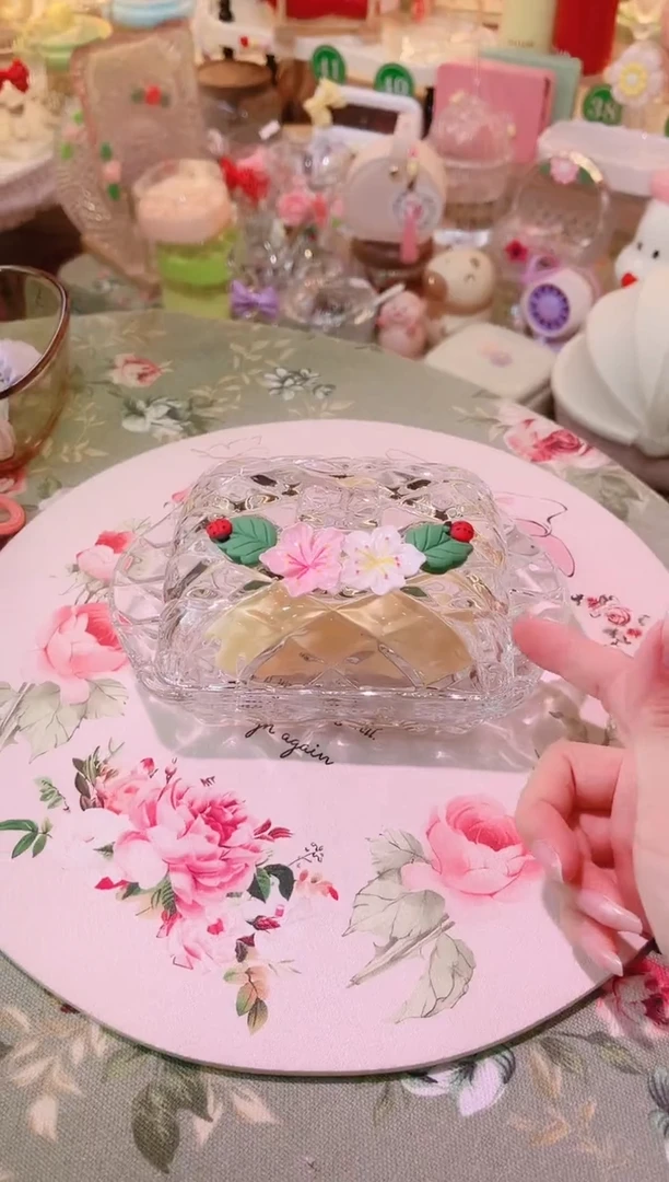 摆件品质好发货快放心拍！玻璃带盖肥皂盒