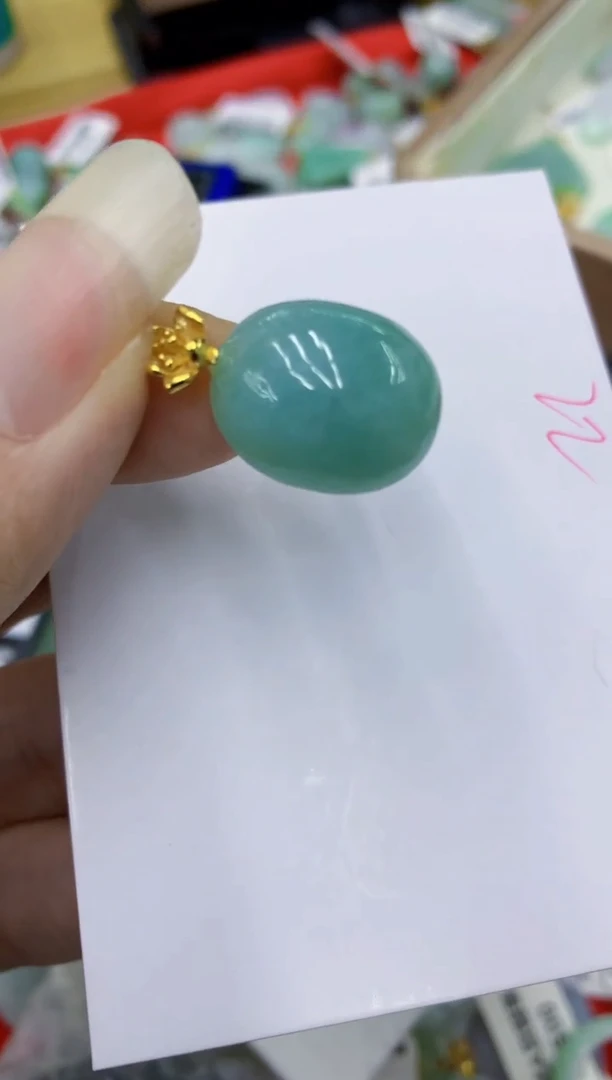 翡翠18K金镶嵌颈饰1111111111