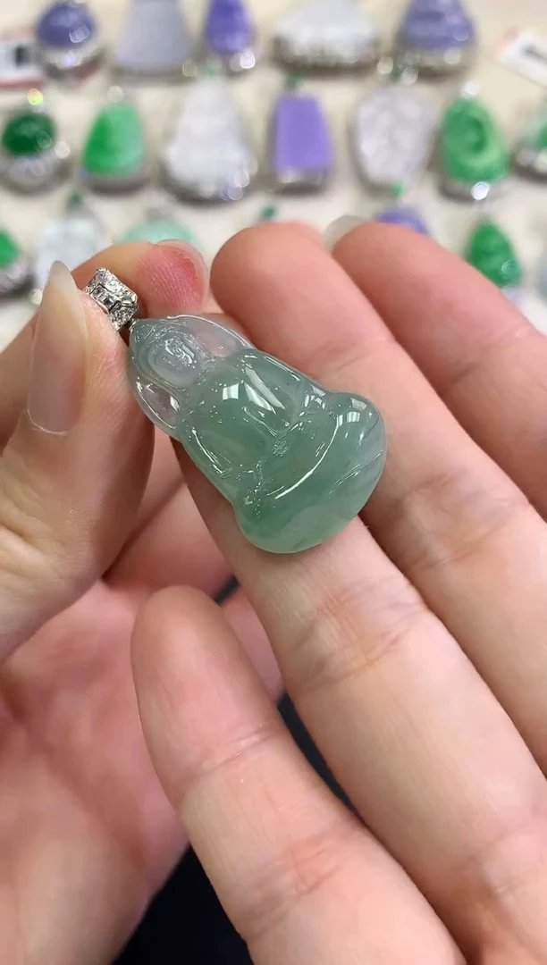 【闪购商品】翡翠颈饰18K金镶嵌B82