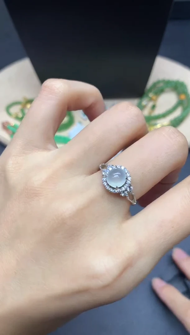 【闪购商品】翡翠戒指银S925镶嵌蛋面【无服务费】