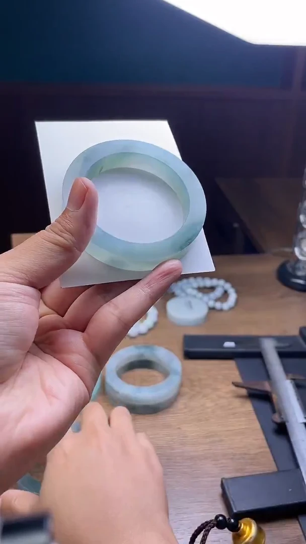 未镶嵌手镯定制翡翠g*p定制