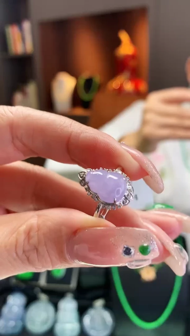 【闪购商品】翡翠吊坠(不含链)18K金镶嵌葫芦戒指