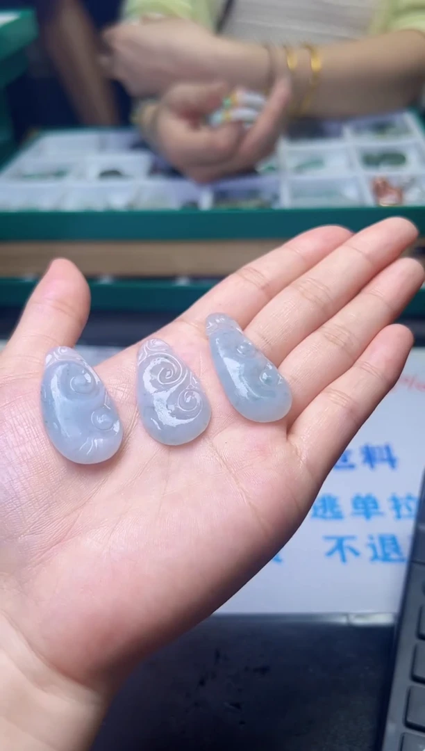 未镶嵌定制翡翠天然翡翠A货 多样性发其一