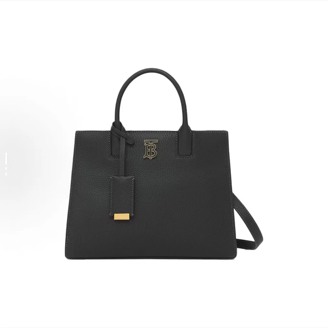 99新 BURBERRY/博柏利 思斯专属 巴宝莉邮差全皮单肩包 BJKM1096