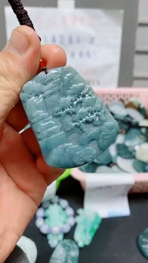 【闪购商品】翡翠颈饰未镶嵌天然翡翠A货