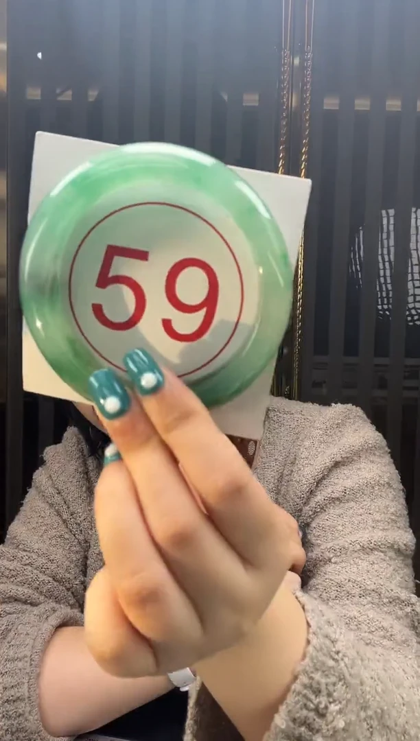 未镶嵌手镯石英质玉（非洲翠）9