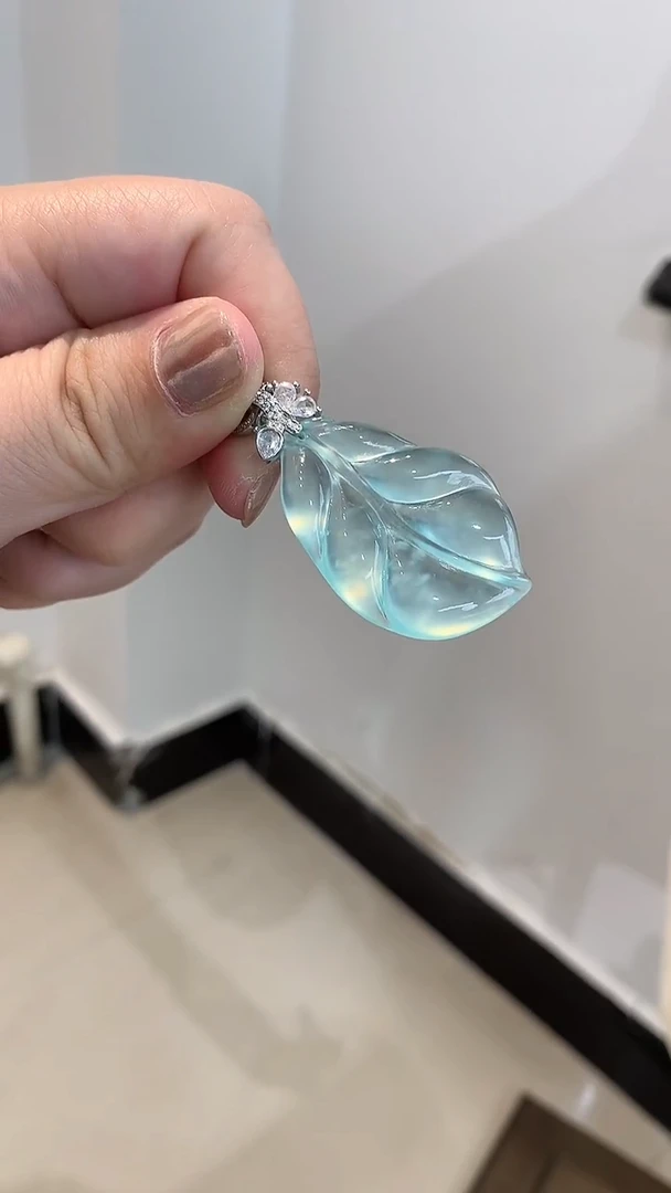 未镶嵌蛇纹石玉吊坠(不含链)叶子