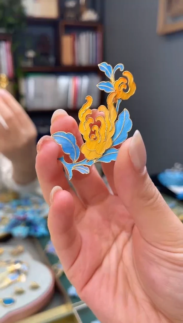 无925银佛手胸针