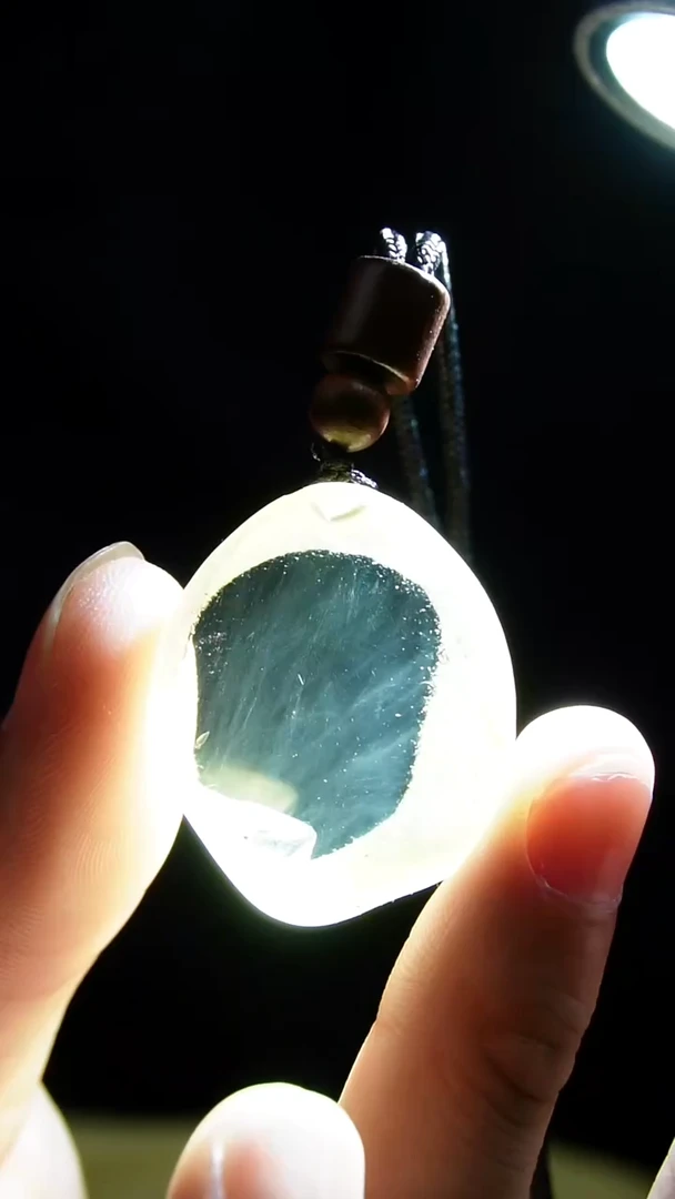 吊坠(赠链)未镶嵌水晶水晶