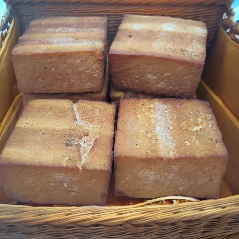 农村特产山泉水正宗酸汤柴火烟熏豆腐无添加剂传统手工制作