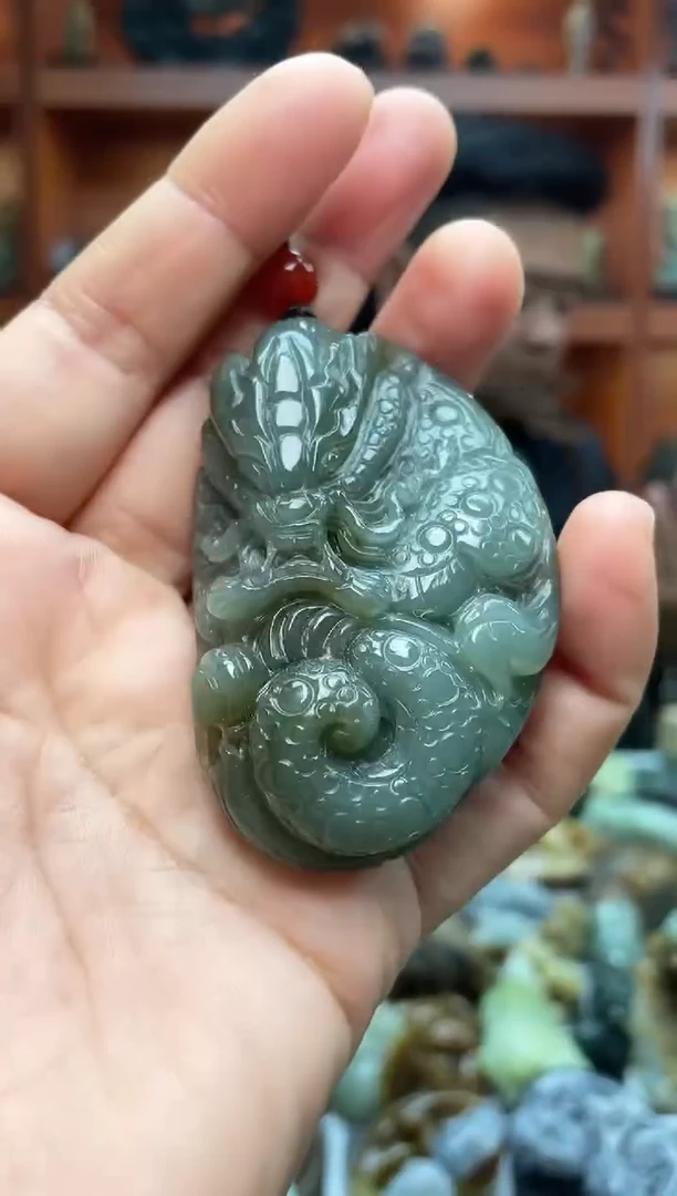 未镶嵌和田玉把件1