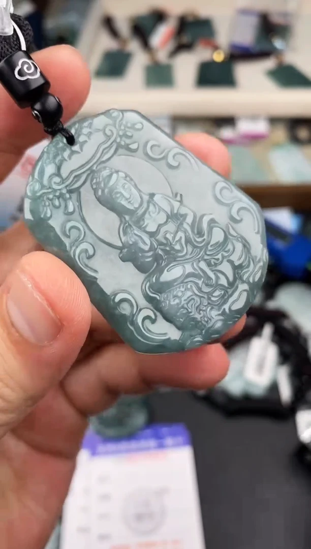 【闪购商品】翡翠颈饰未镶嵌  天然翡翠，一物一图
