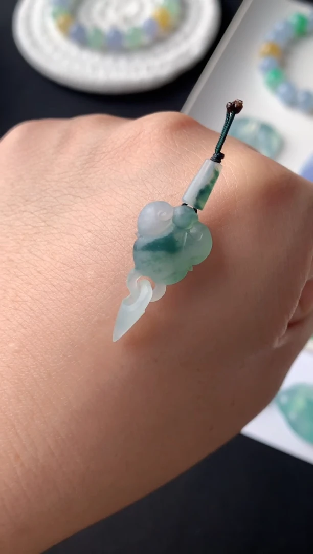 未镶嵌定制翡翠1054120052