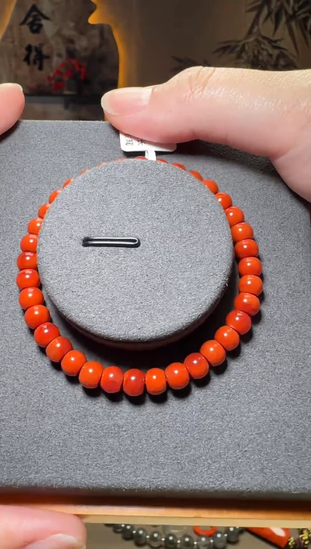 未镶嵌原矿无优化无注胶手串南红玛瑙一条约6mm 多样性发货
