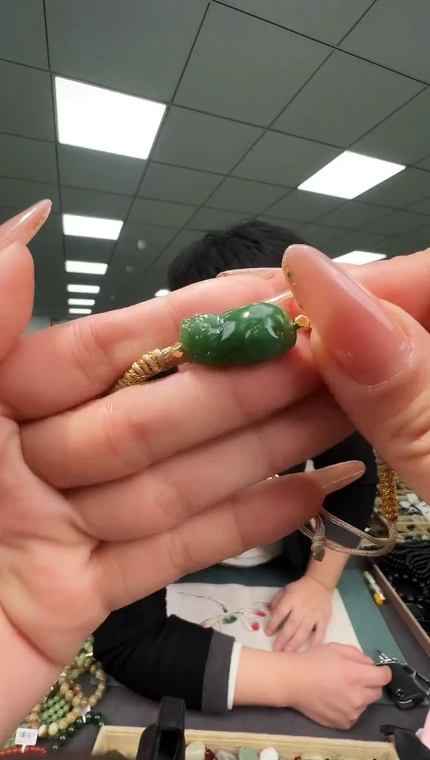 未镶嵌和田玉挂件b13多样性发其一