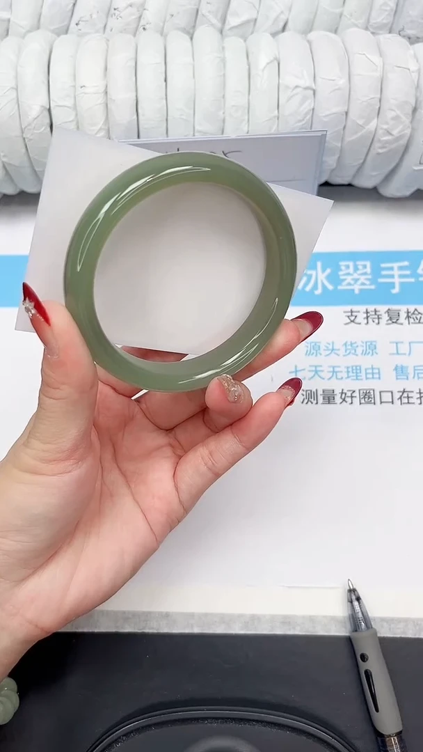 未镶嵌手镯石英质玉68-64HSH