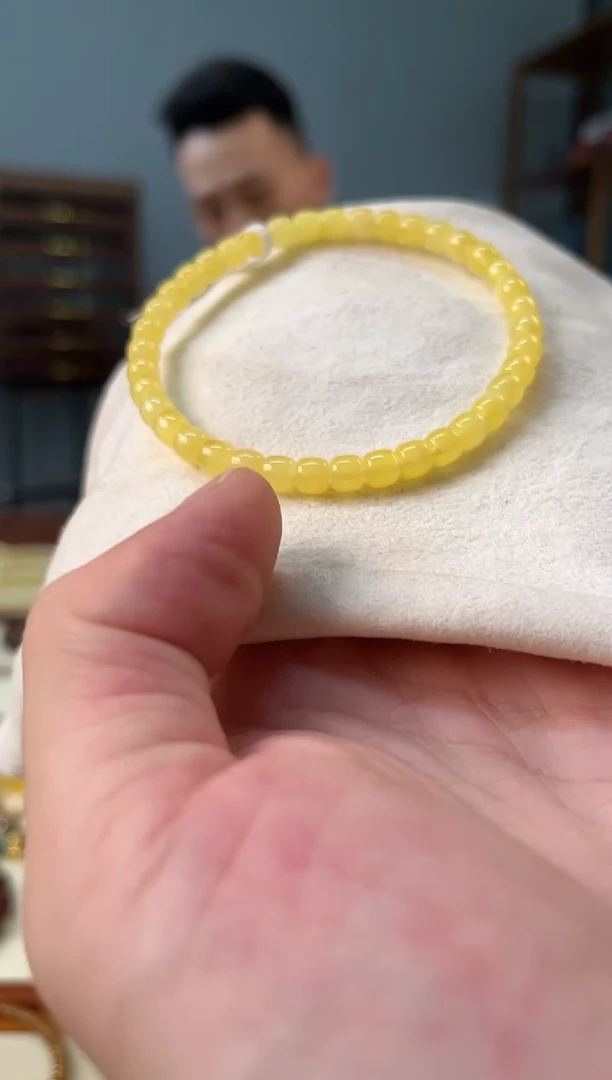 未镶嵌琥珀裸石琥珀蜜蜡（多样性发其一）m003