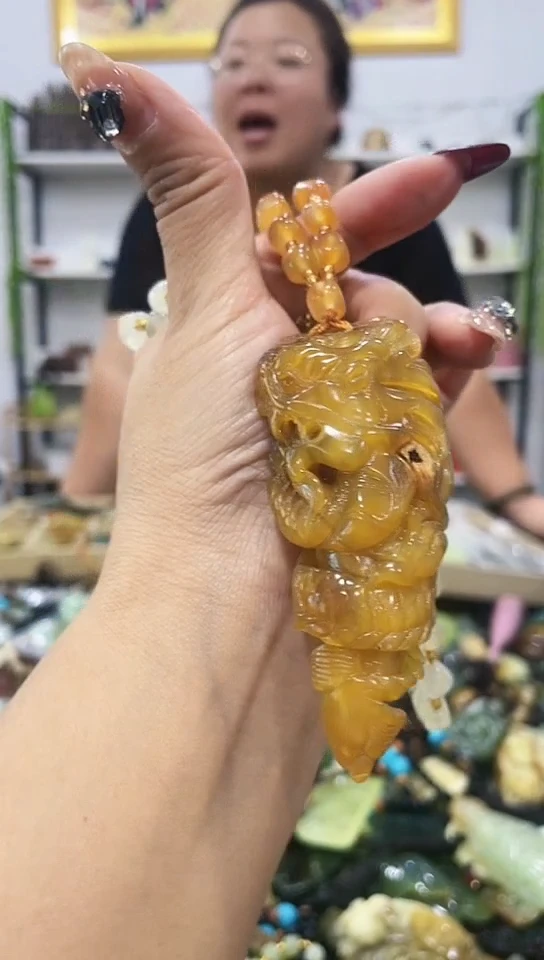 未镶嵌岫玉挂件