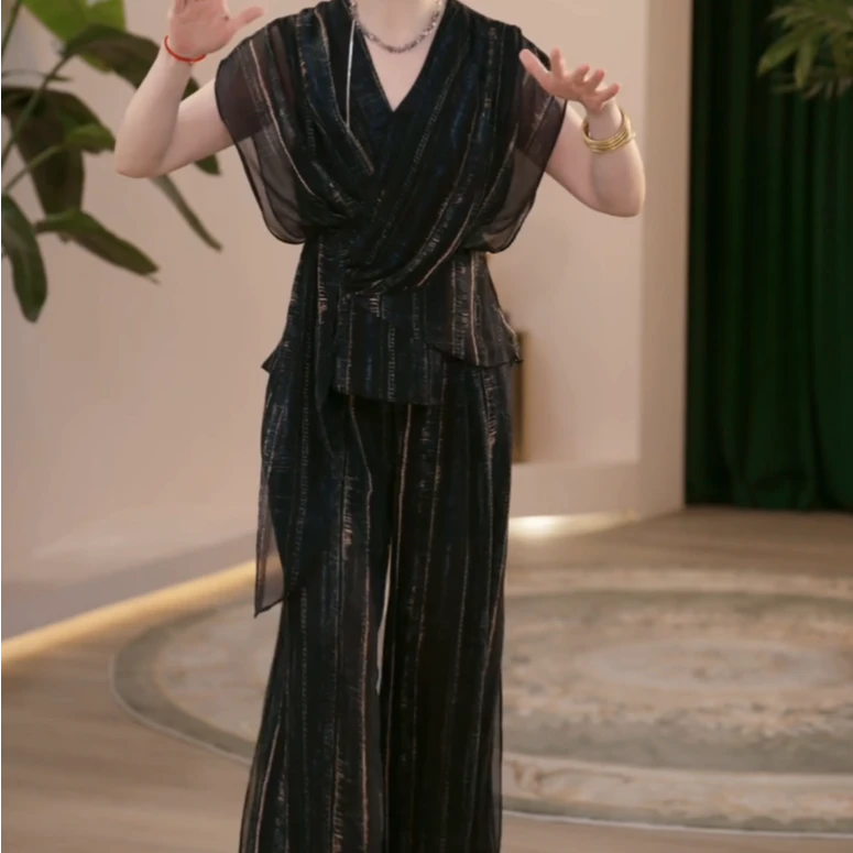 2025新款夏季妈妈装薄款时尚套装气质衬衣女装洋气减龄T恤两件套