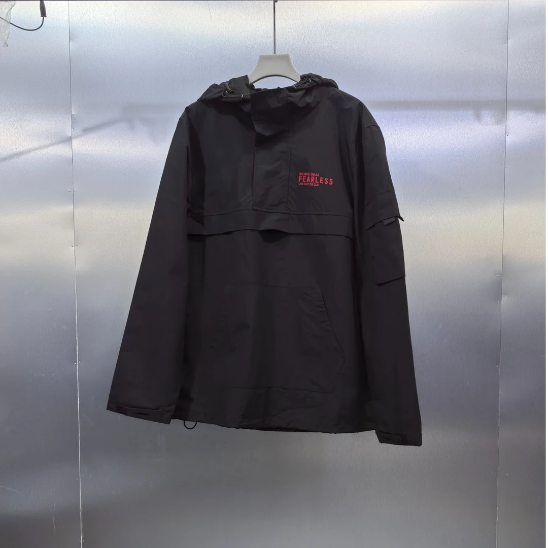 X05-111714-BBA春秋季后背缎面拼接设计时尚连帽风衣