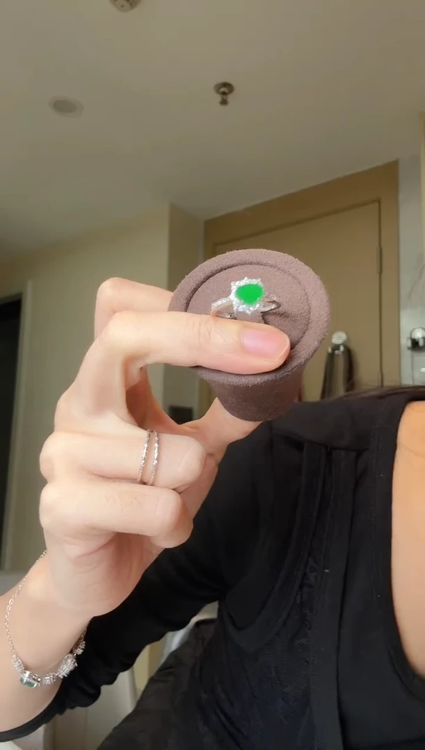 【闪购商品】翡翠戒指银S925镶嵌天然翡翠戒指