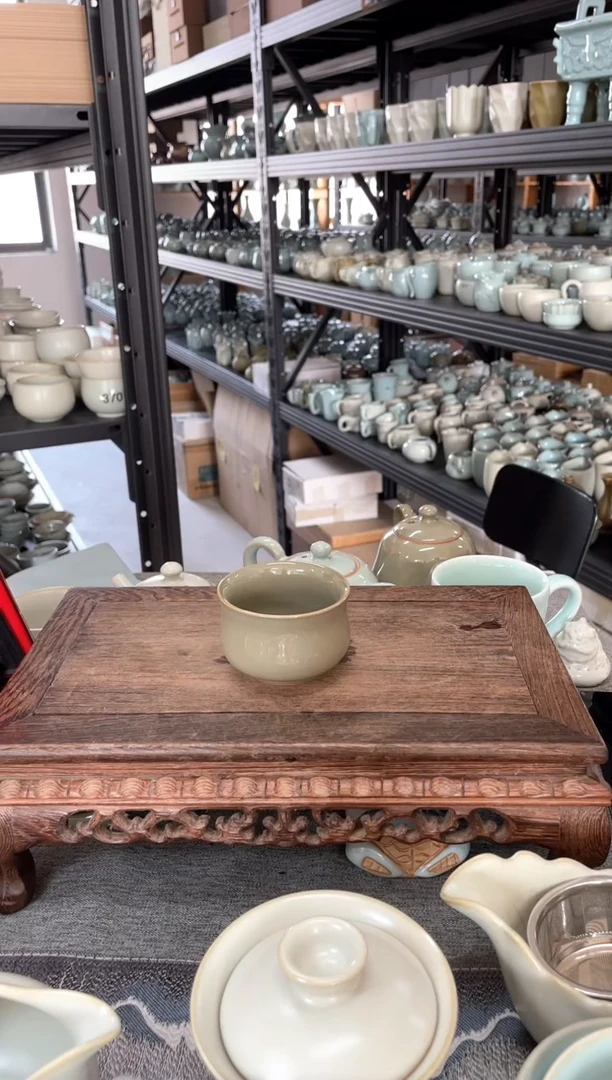 【闪购商品】秘色玉兰杯微暇 。