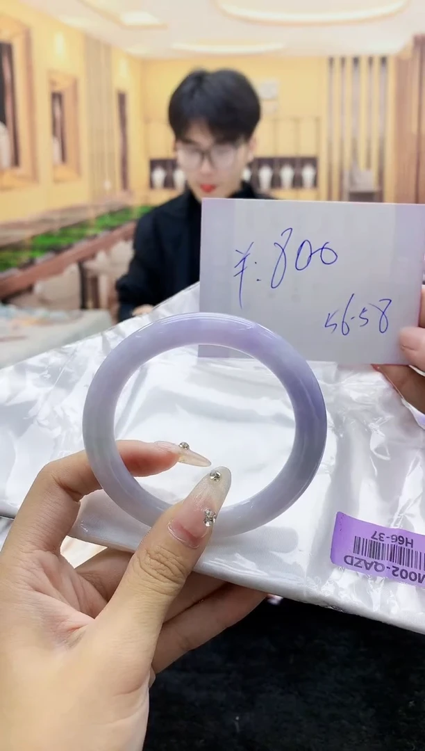 【闪购商品】翡翠手镯未镶嵌      H66-37