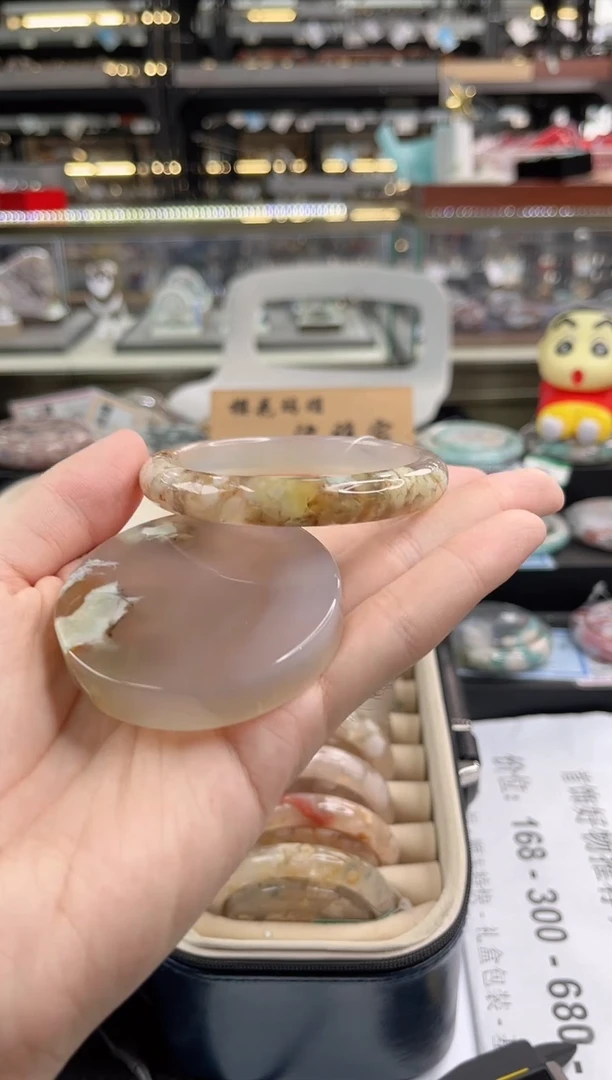 未镶嵌手镯石英质玉60圈口 （赠品镯心）3595173