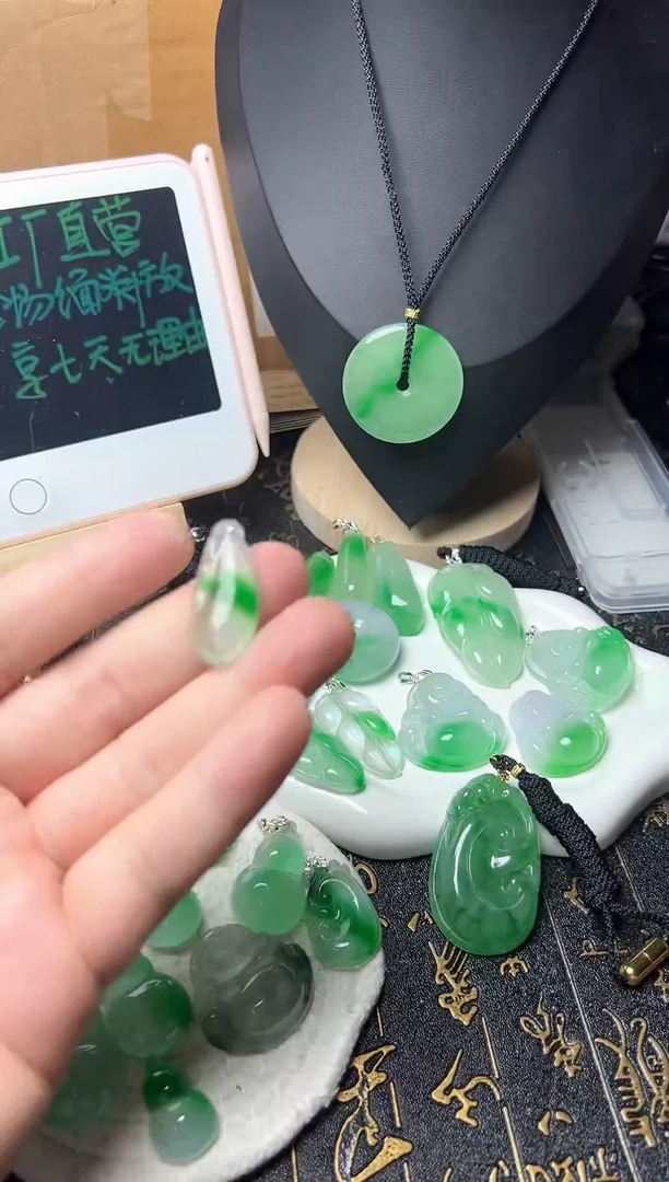 颈饰未镶嵌翡翠所见即所得，一图一物