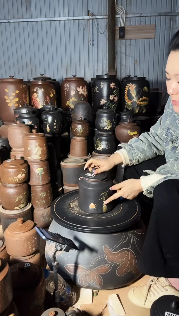 【闪购商品】壶瑕疵茶叶罐小蛮腰彩填 236