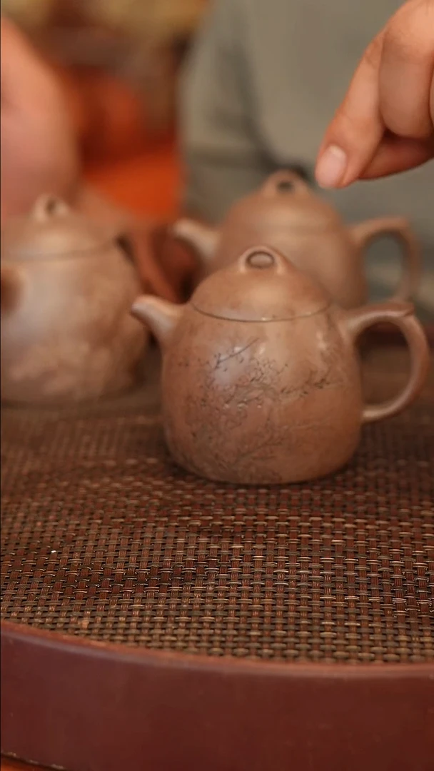 茶壶紫砂秦权 雕刻