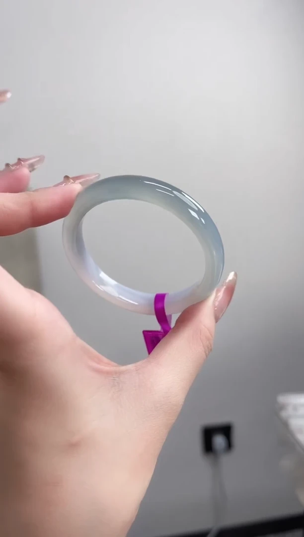 【闪购商品】玛瑙/玉髓手镯未镶嵌53-54圈 需要包容