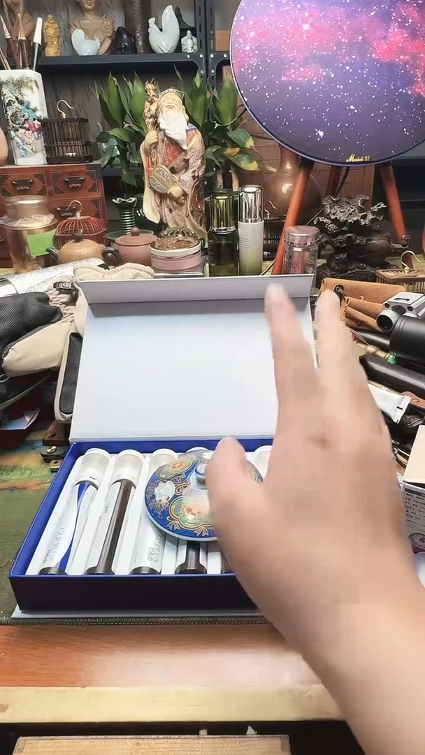 瓷闪购商品，如图所示。