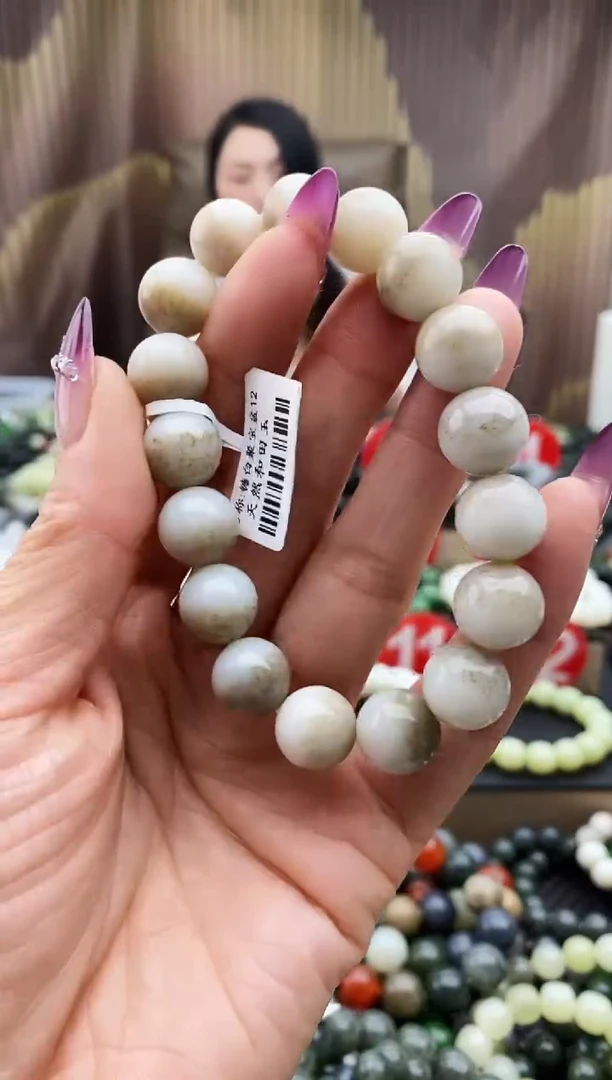 未镶嵌手串和田玉糖白聚宝盆12