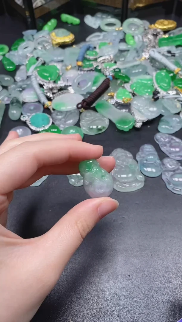 翡翠未镶嵌颈饰所见即所得（一物一图）205