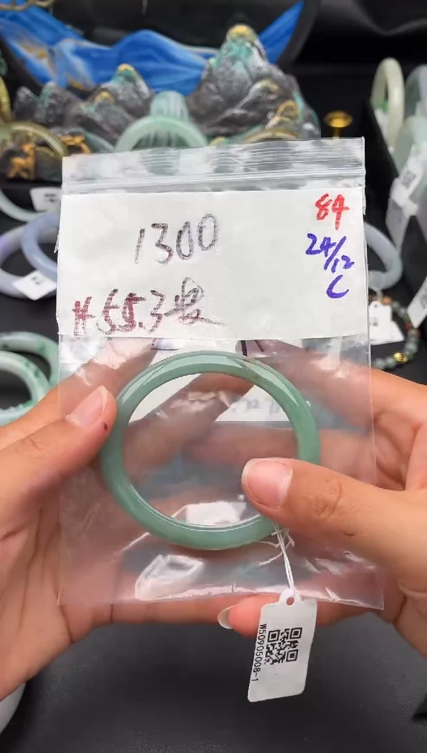 未镶嵌定制翡翠毛货需精细抛光多样性发1件84