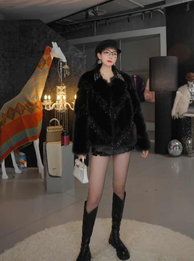 YY25052冬季时尚皮草外套短款女士黑色流苏秋冬轻奢短外套