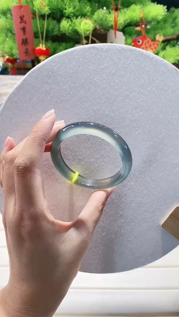 【闪购商品】玛瑙/玉髓手镯未镶嵌78-54.5