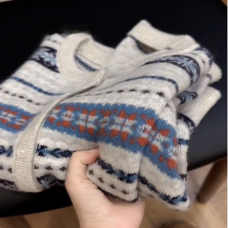 法式费尔岛圆领针织开衫女宽松保暖好看洋气毛衣外套条纹显瘦上衣