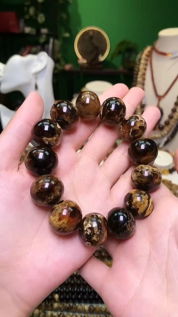 【闪购商品】琥珀裸石未镶嵌抚顺琥珀