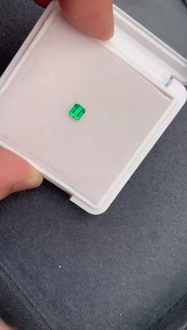 【闪购商品】祖母绿裸石未镶嵌41分祖母绿