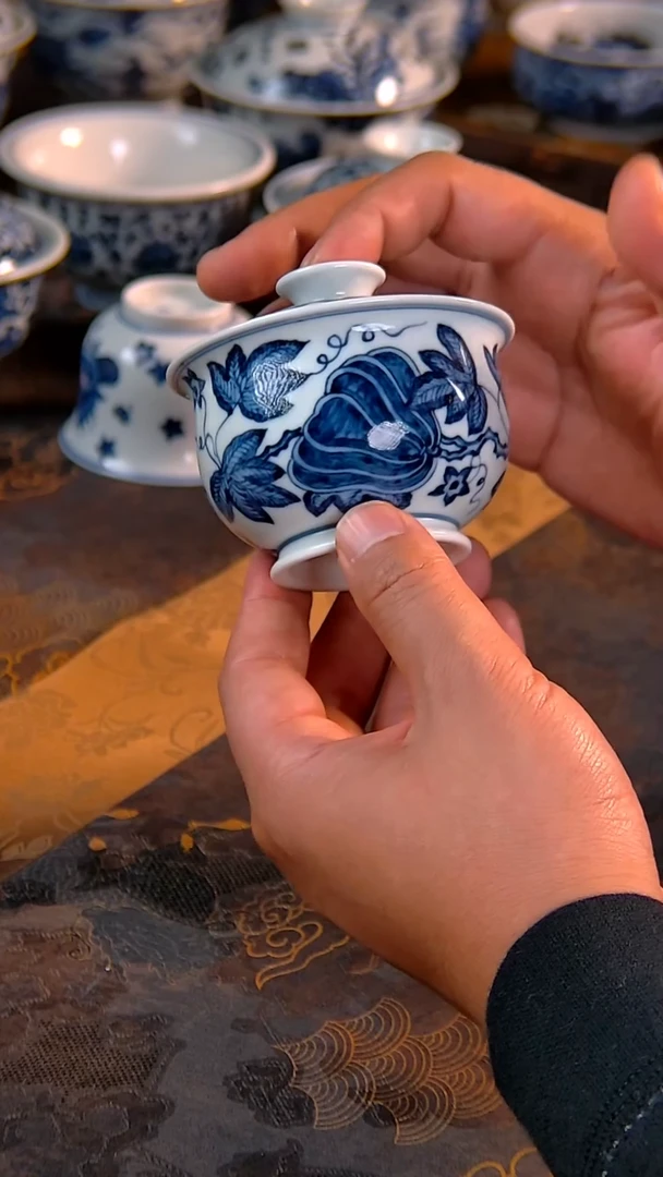 瓷仿明瓜瓞绵绵墩墩盖碗