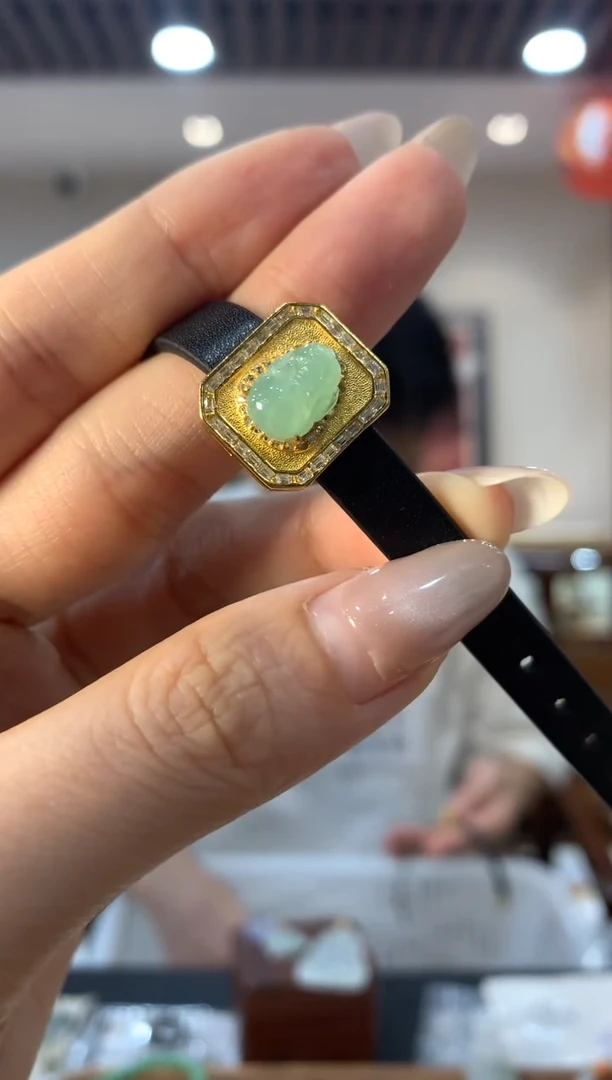 吊坠(不含链)未镶嵌翡翠貔貅